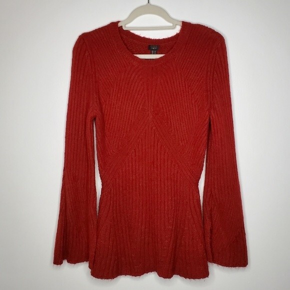 G.I.L.I. Red Bell Sleeve Tunic Rib Knit Detail Sweater Size Medium - Picture 3 of 8